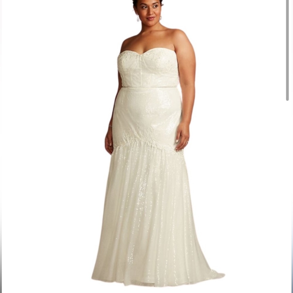 Galina Signature Ivory allover sequin corset plus wedding‎ dress Size 20 - Picture 4 of 16